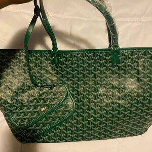 Green Women's Tote Bag